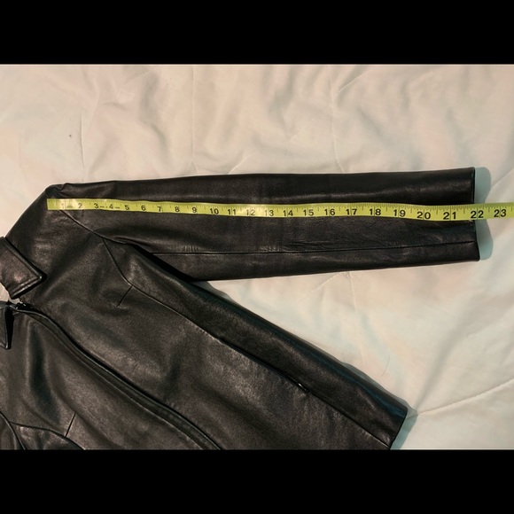 Liz Claiborne black leather jacket - 2P Host Pick! - Picture 5 of 9